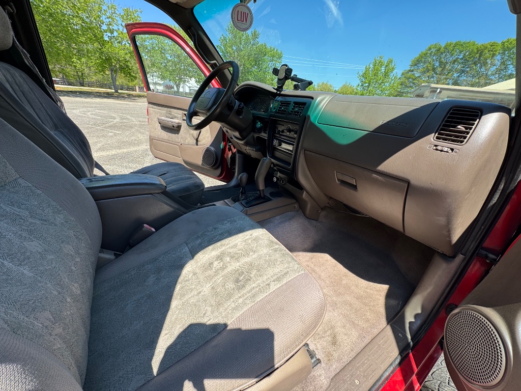 2000 Toyota Tacoma Base - Photo 9