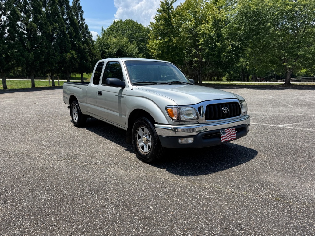 2002 Toyota Tacoma Xtracab 4AT's photo